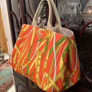Prada Canapé stampata bag
